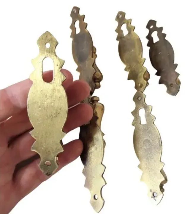 6 Puxadores Dourado Sobrepor Com Abertura Para Chave - Foto 3