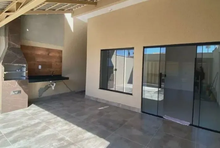 Casa plana usada recém reformada/ ITAPERI