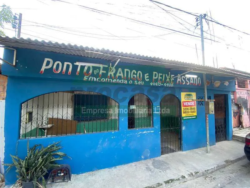 CASA A VENDA - COM 6 KITNETS - BAIRRO AMAZONINO MENDES / VALOR: $ 220.000,00