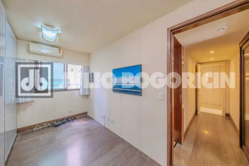 Apartamento de 4 quartos à venda no Leblon - Frente - Varandão - Quadra da praia - 3 Vagas - Foto 14