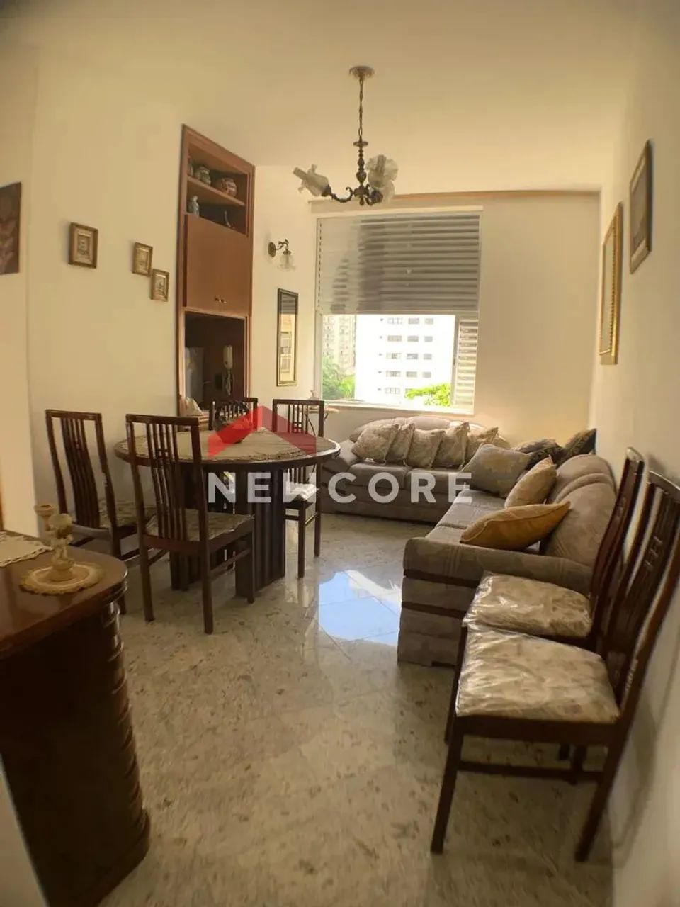 Apartamento em Rua Sílvia Valadão de Azevedo - Pitangueiras - Guarujá/SP - Foto 2