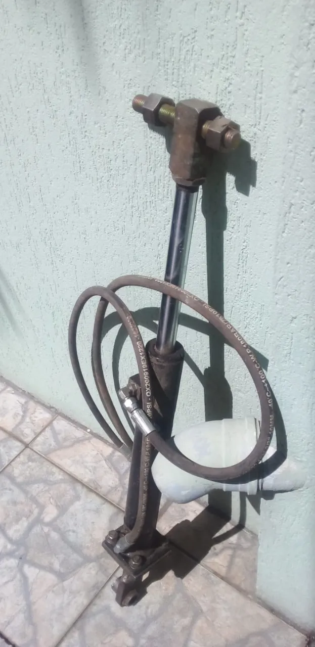 pistão hidráulico