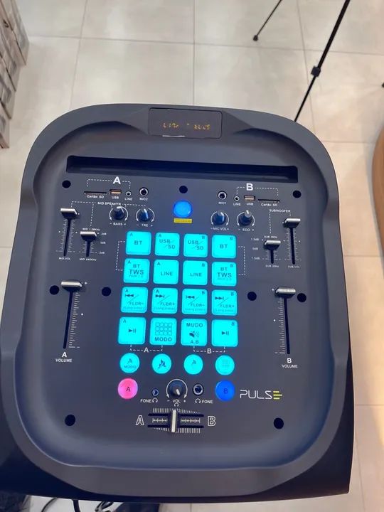 Caixa de Som Bluetooth 5000W RMS com Função DJ - Foto 2