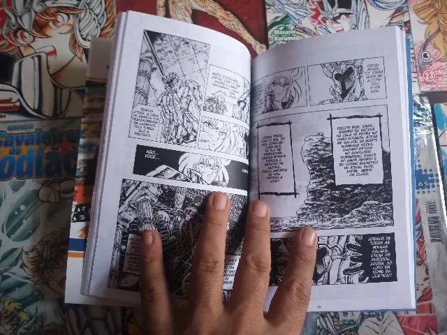 Mangás Cavaleiros do Zodíaco em ótimo estado - Foto 4