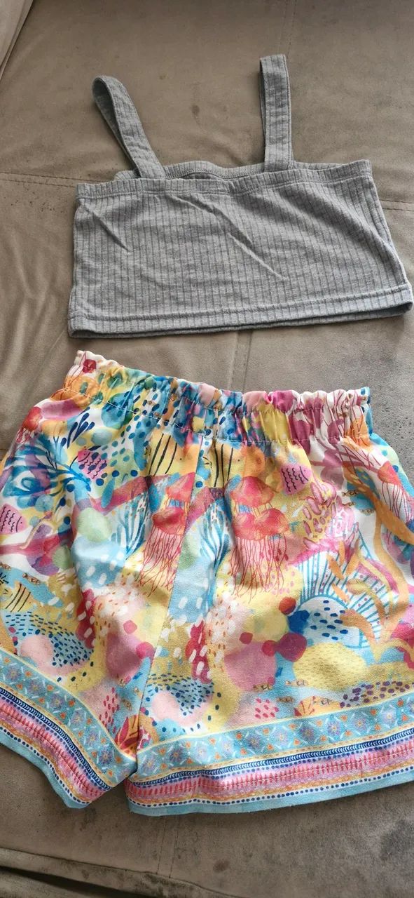 Conjunto Top e Shorts Tam 10/12 - Foto 4