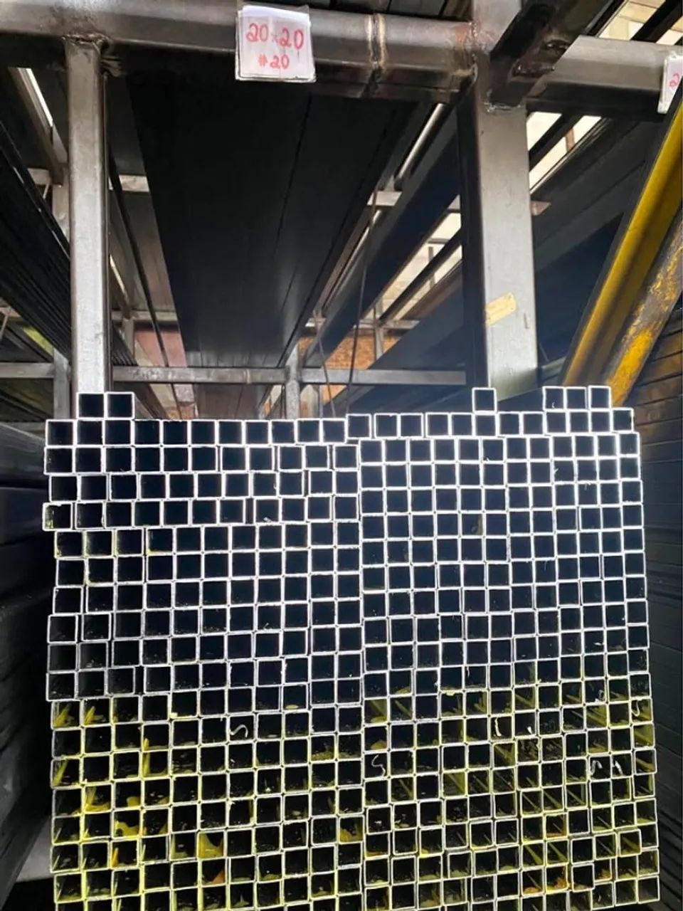 Metalons de diversas medidas e chapas promoção - 20x20 #18 a vista R$39,90