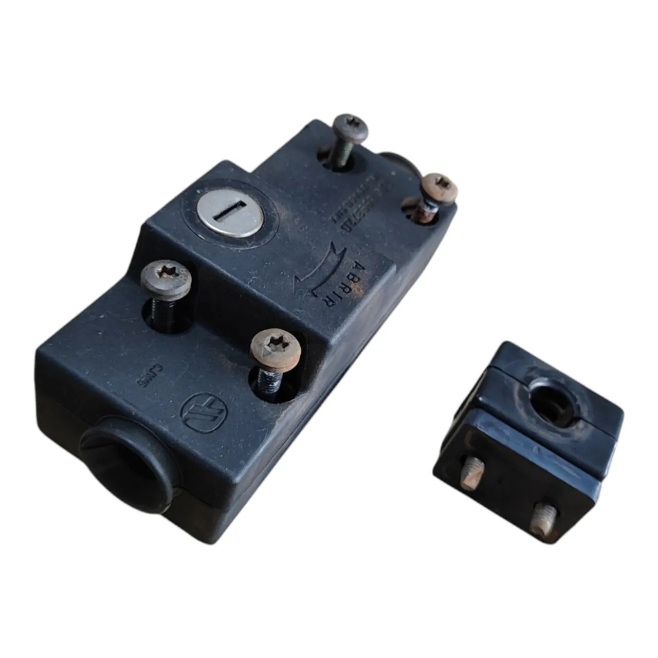 Tranca Da Cabine Caminhão Vw 9150 Delivery S/ Chave E3086