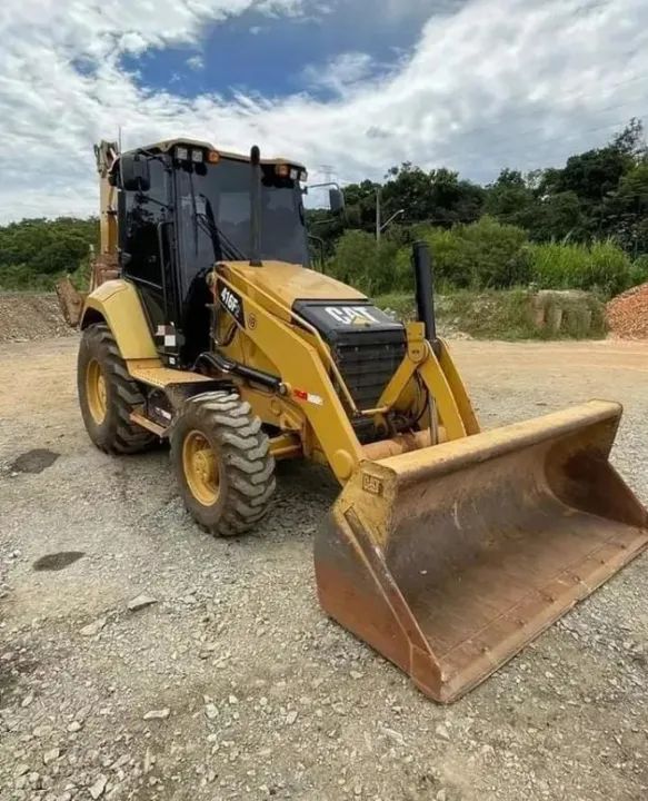 REPASSO Retroescavadeira Caterpillar 416 F2 4x4 2020 - Tratores e