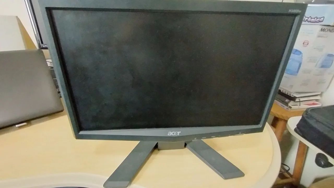 Monitor Acer 16 x163w