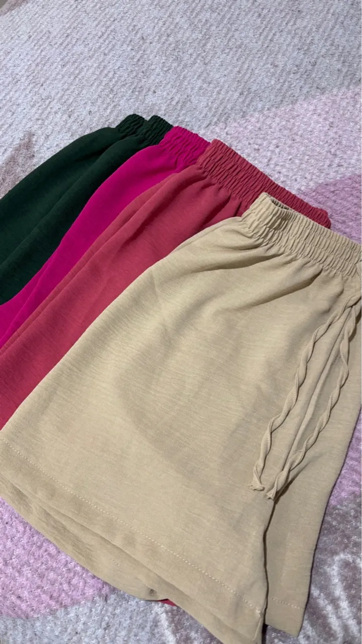 Shorts Femininos em Cores Vibrantes