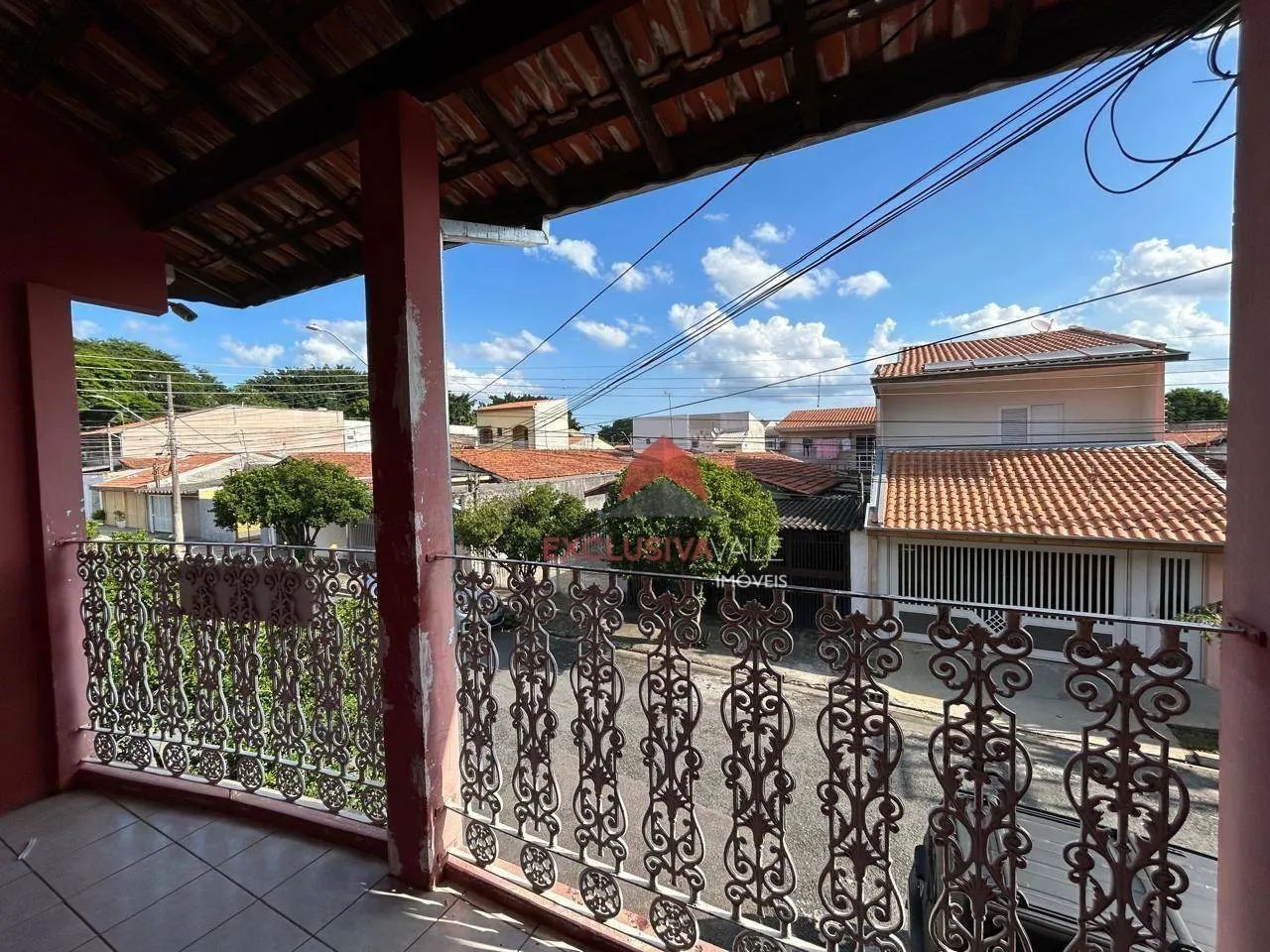 Casa com 3 dormitórios para alugar, 70 m² por R$ 1.955,00/mês - Conjunto Residencial Trint