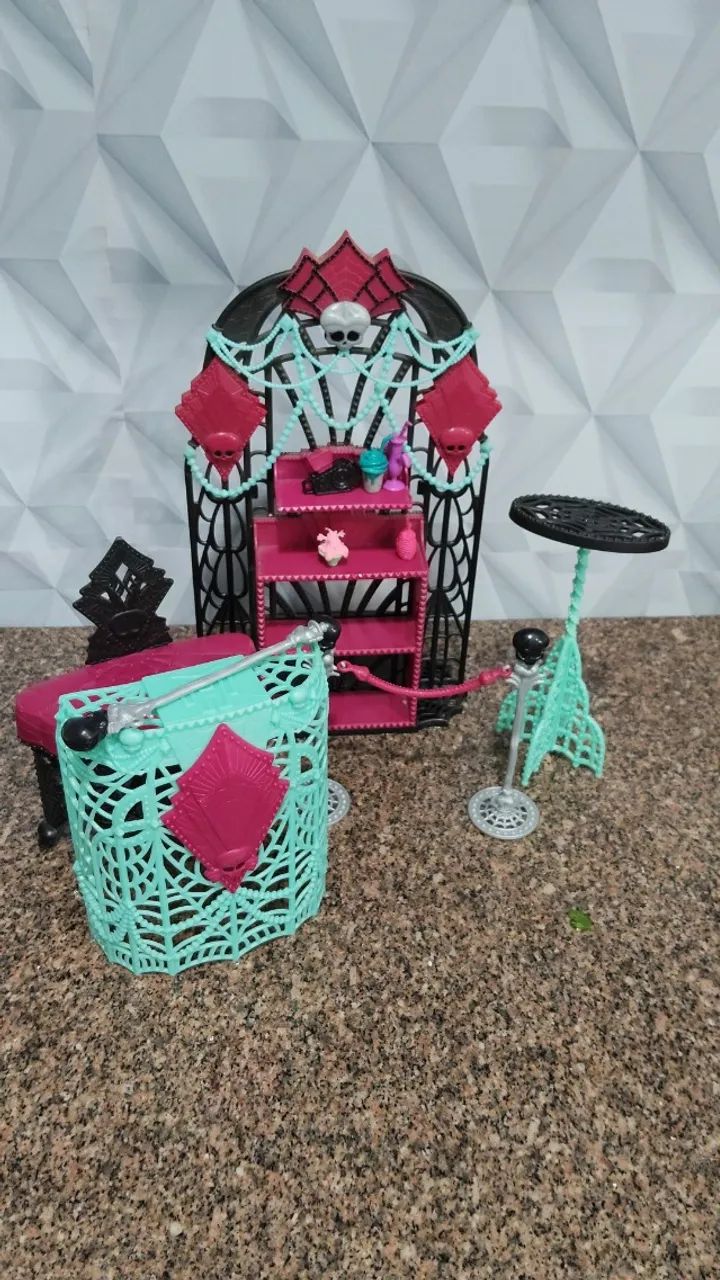 Monster High Set Monstros, Câmera e Ação - Incompleto