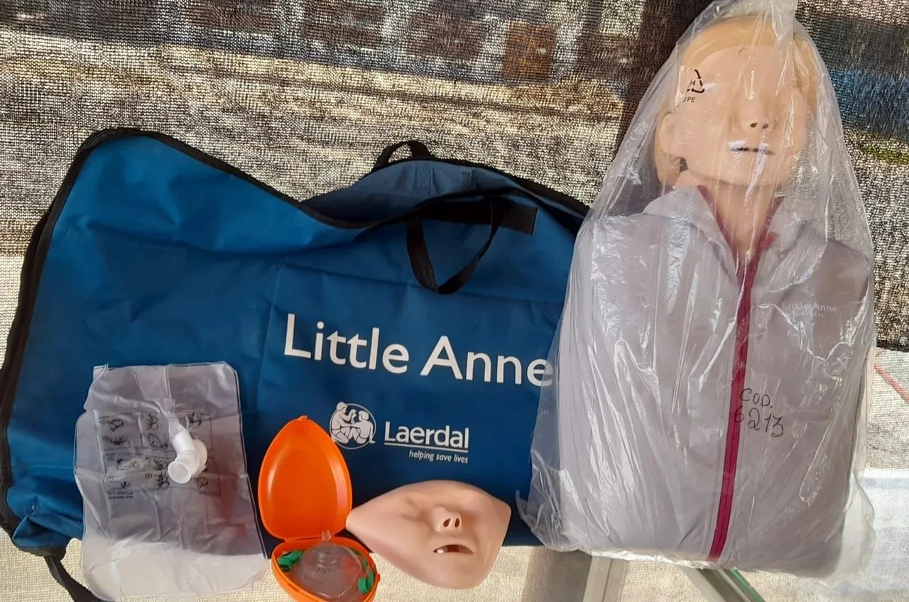 Manequim de RCP Little Anne - Foto 5