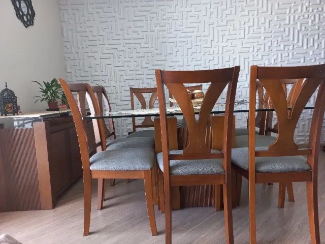 Vendo Conjunto de Mesa de Vidro + 8 Cadeiras + Buffet usados - Foto 4