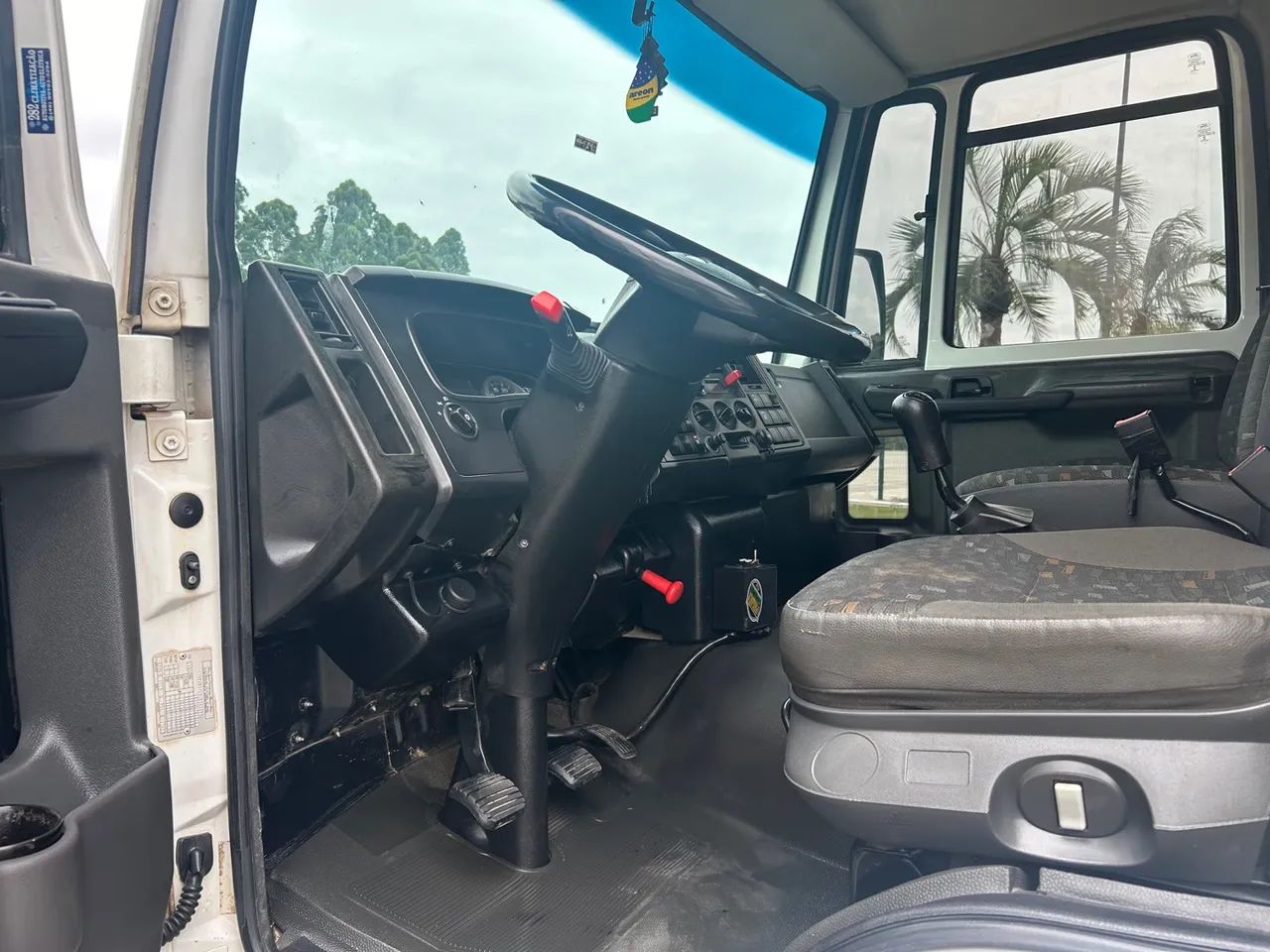 Caminhão Ford Cargo 1119 - Baú Refrigerado - Foto 11