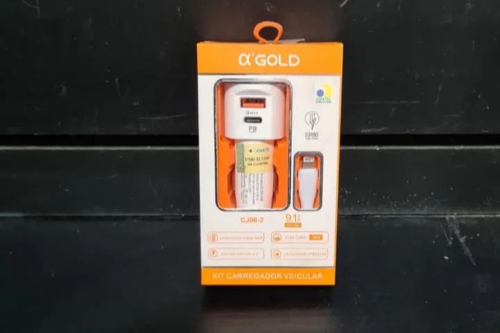 Carregador Veicular Com Entradas Para Iphone, Tipo C E V8 - Foto 2