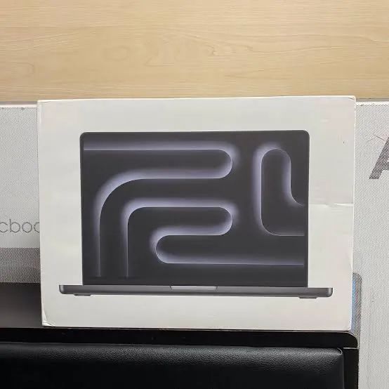 MacBook Pro M5 14" 1TB / 16gb RAM Lançamento!