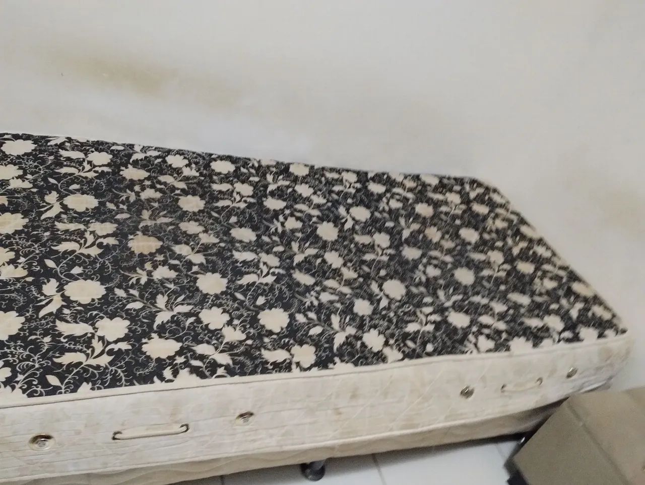 Cama box solteiro Usada - Foto 2