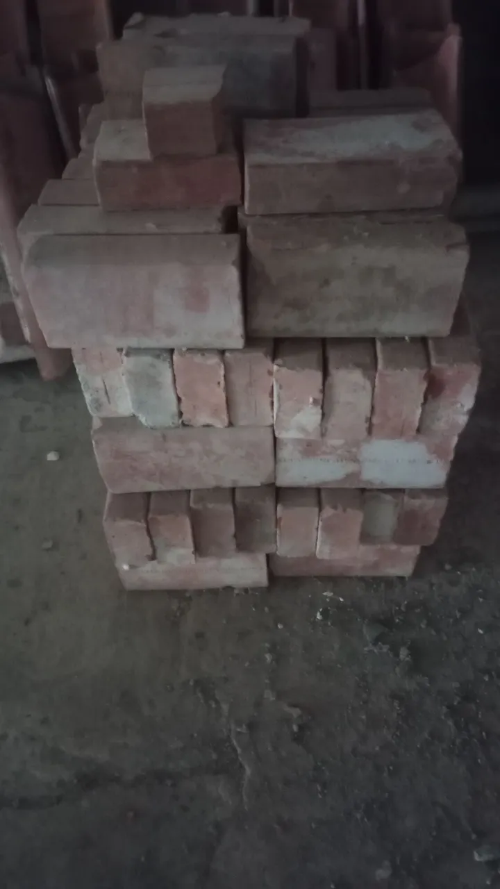 Tijolos maciço para construção 5.00 cada