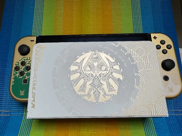 Nintendo Switch OLED Zelda Desbloqueado - 256GB
