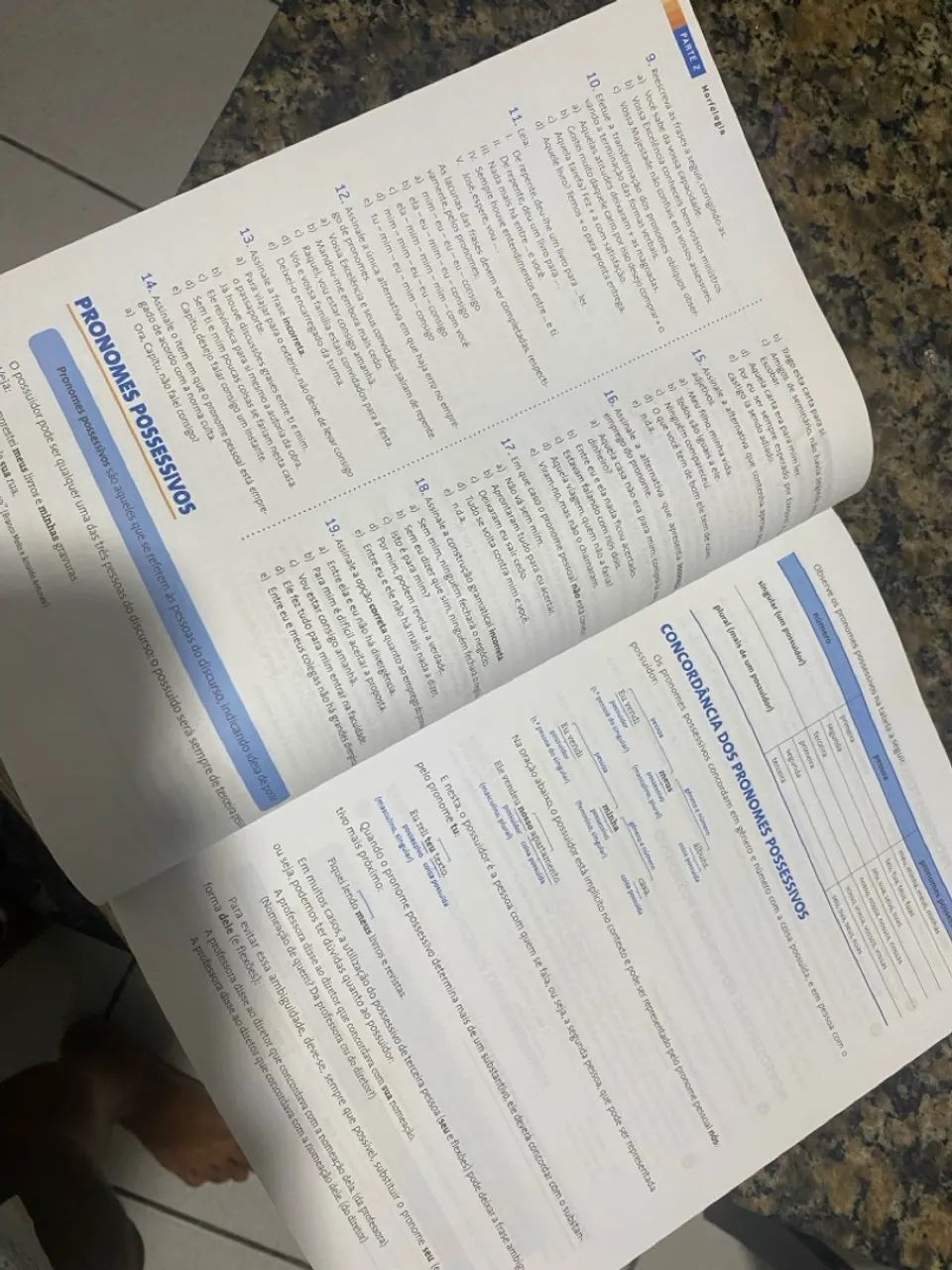 2 Gramáticas - 60 reais cada (nova) - Foto 3