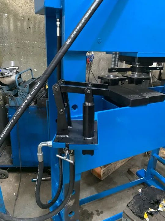 Prensa Hidráulica 100 toneladas  - Foto 3