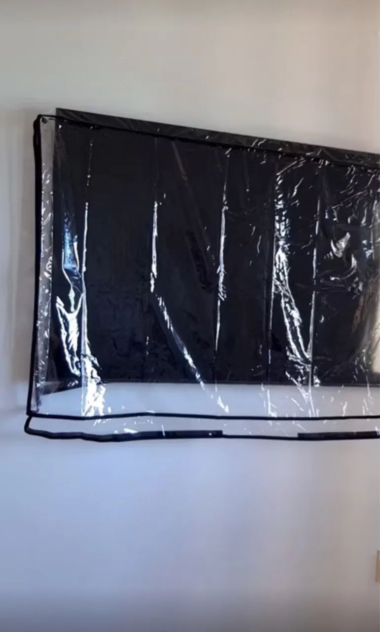 Capa de proteção para TV com velcro