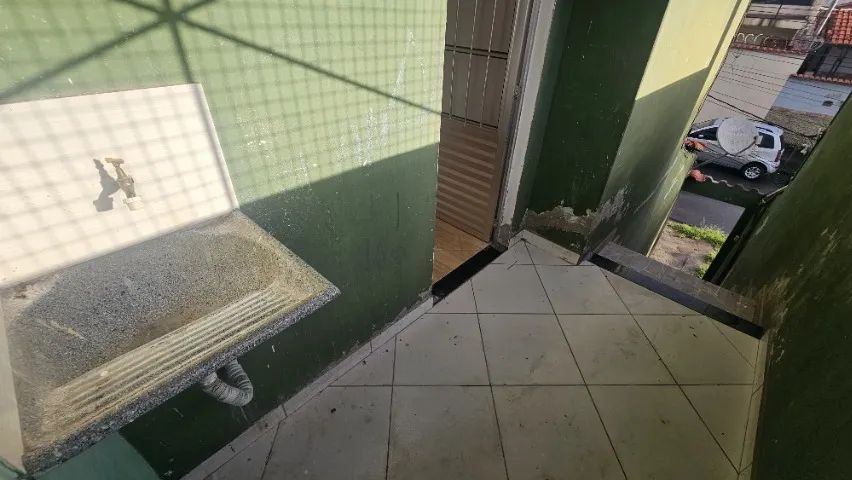 More no melhor local! Ao lado da Escola Bolivar de Freitas - Floramar - Belo Horizonte