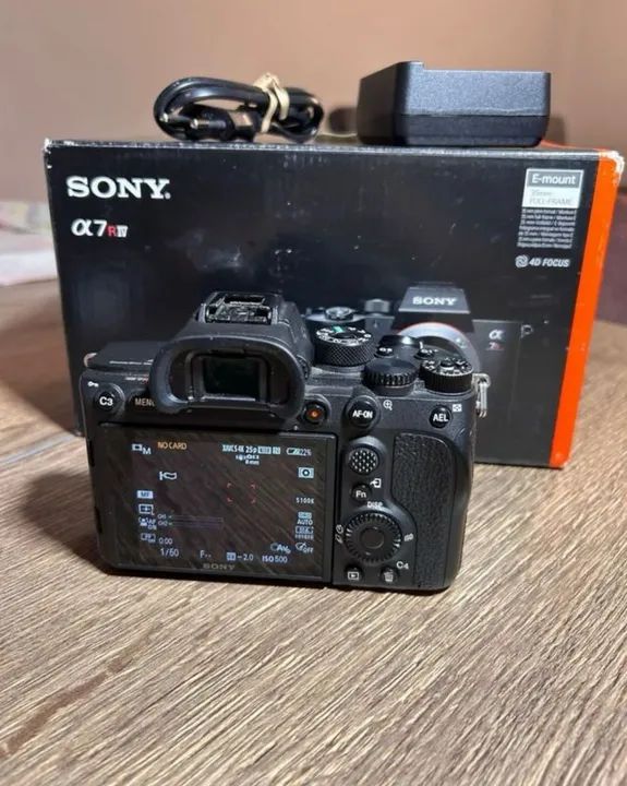 SONY A7R I\/ - Foto 2