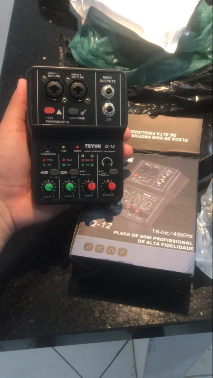 Interface de áudio teyun q 12