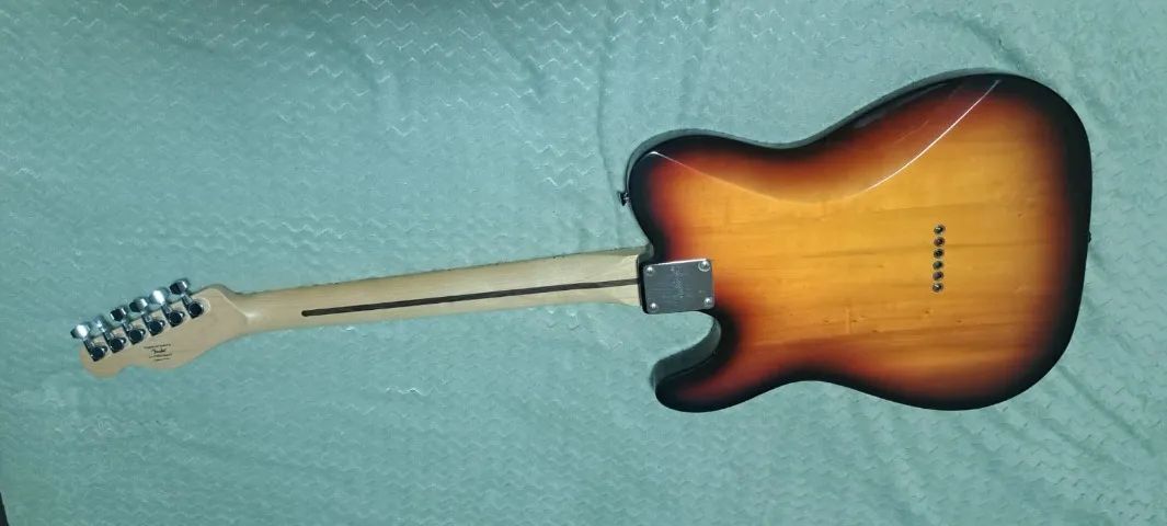 Guitarra Squier Affinity Sunburst  - Foto 2