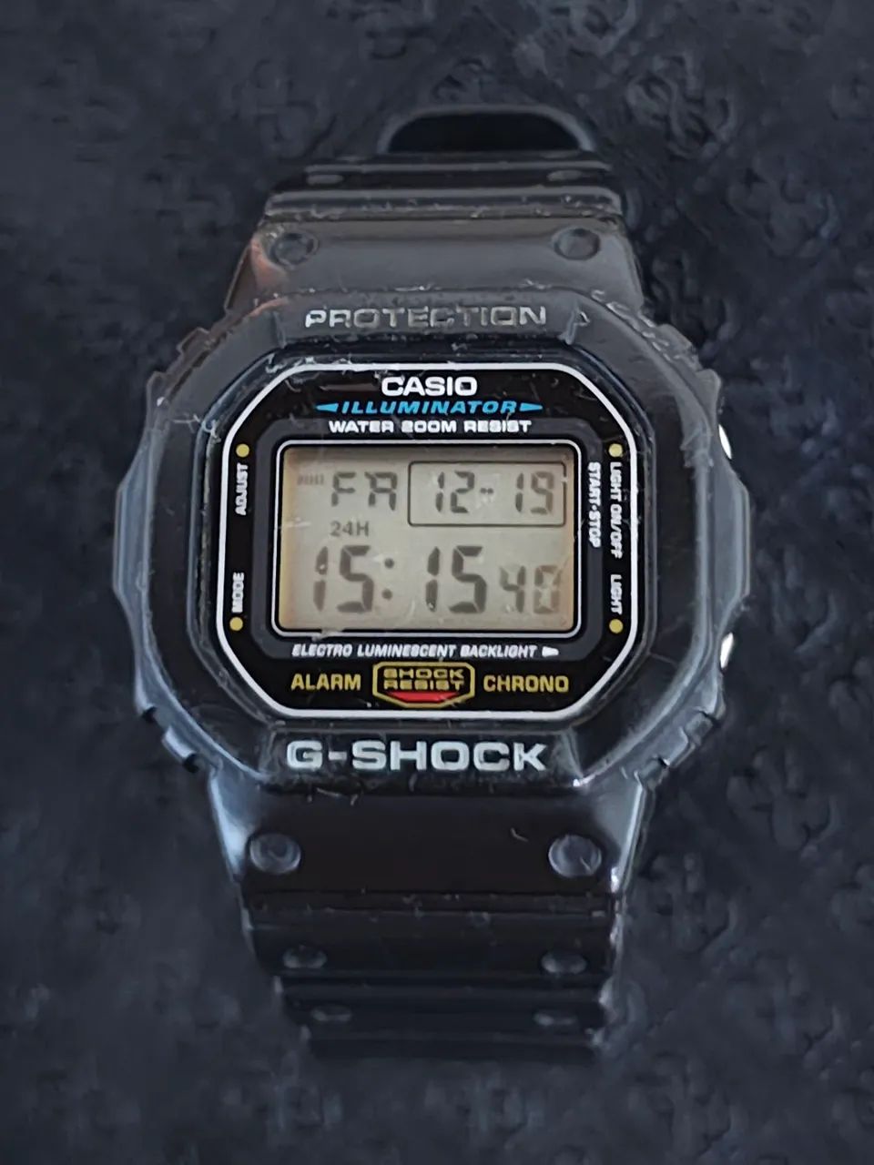 Relógio Digital Masculino G-SHOCK da CASIO DW-5600E-1VDF