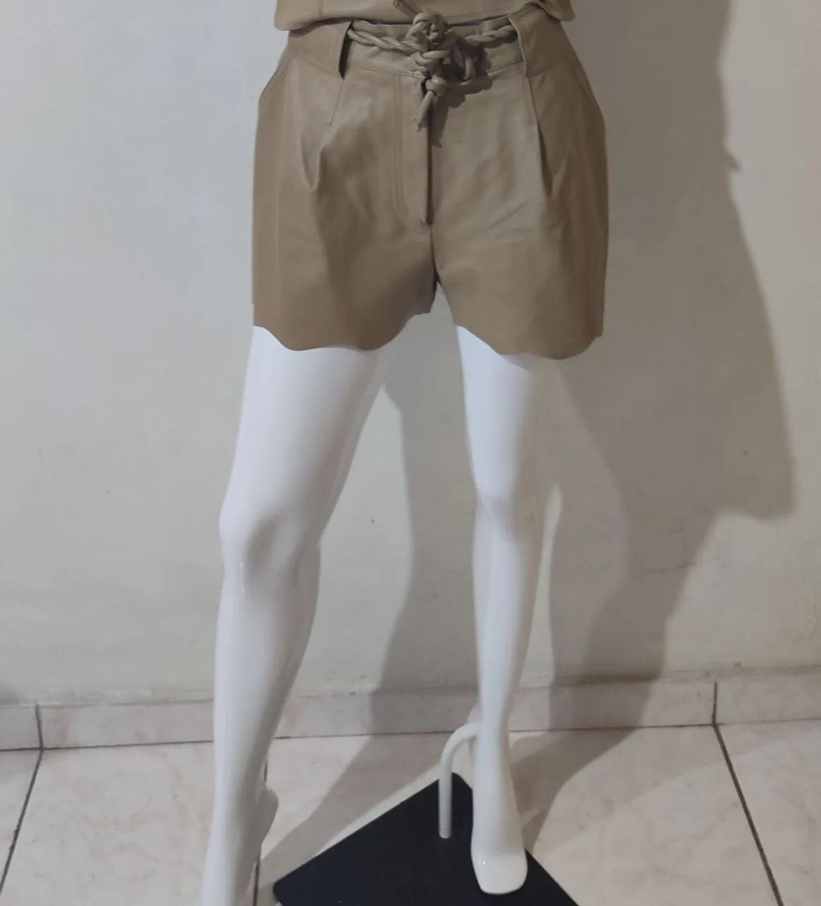 Shorts Couro De Carneiro Legítimo Tam PP