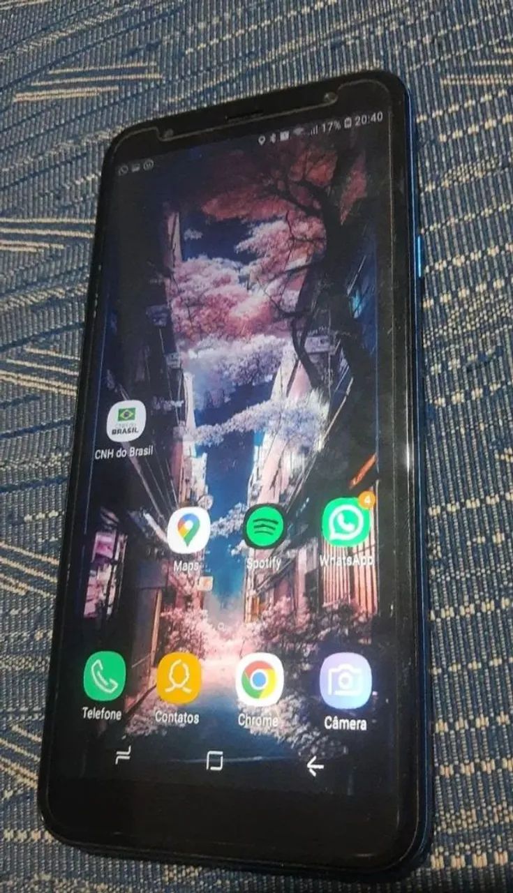 Celular j4 novinho 