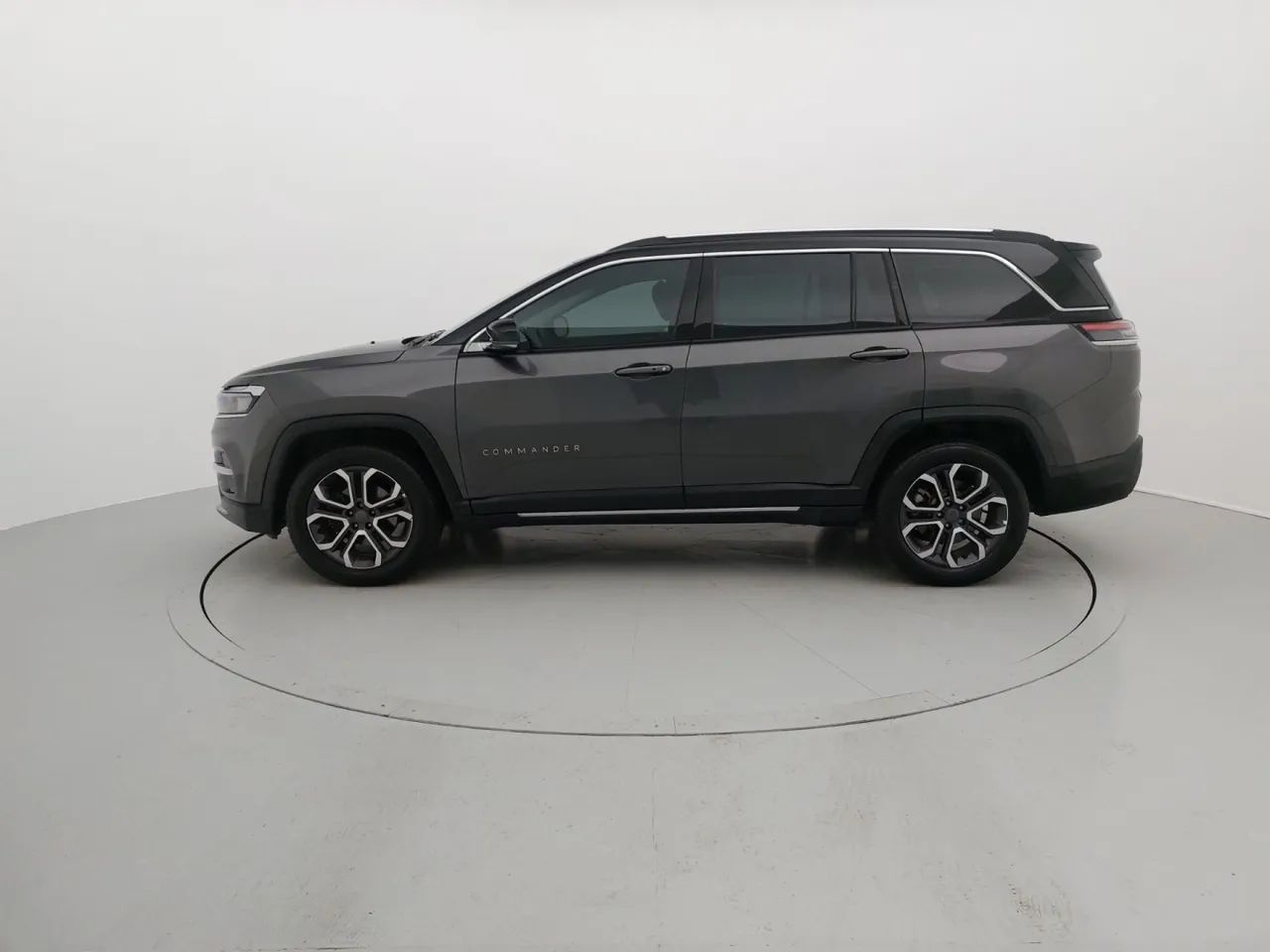 Jeep Commander Limited T270 1.3 TB Flex Aut., foto 2 de 18