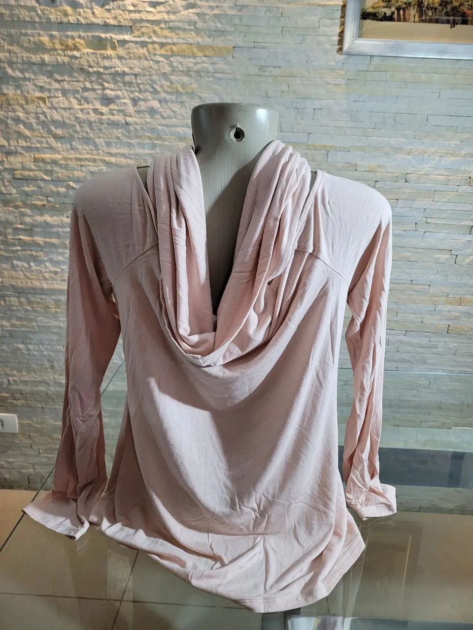 Blusa feminina marca  BCBGMAXAZRIA  - Foto 2