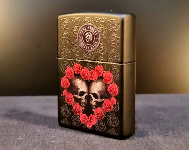 ZIPPO ANNE STOKES COLLECTION "Skull Red Roses Heart"