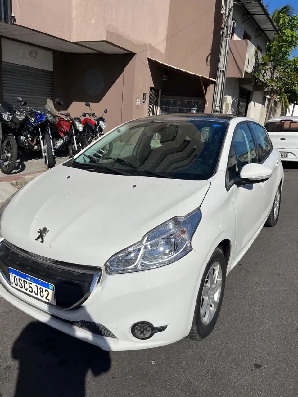Peugeot 208 ALLURE 1.5 8V FLEX 2014