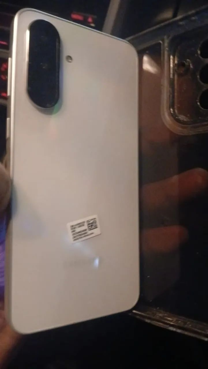 Celular A36  - Foto 2