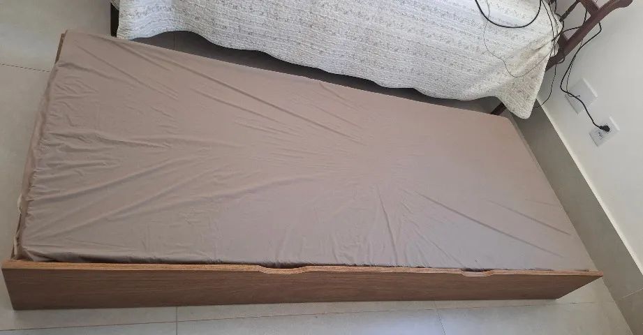Cama auxiliar solteiro com colchão nunca usada - Foto 3