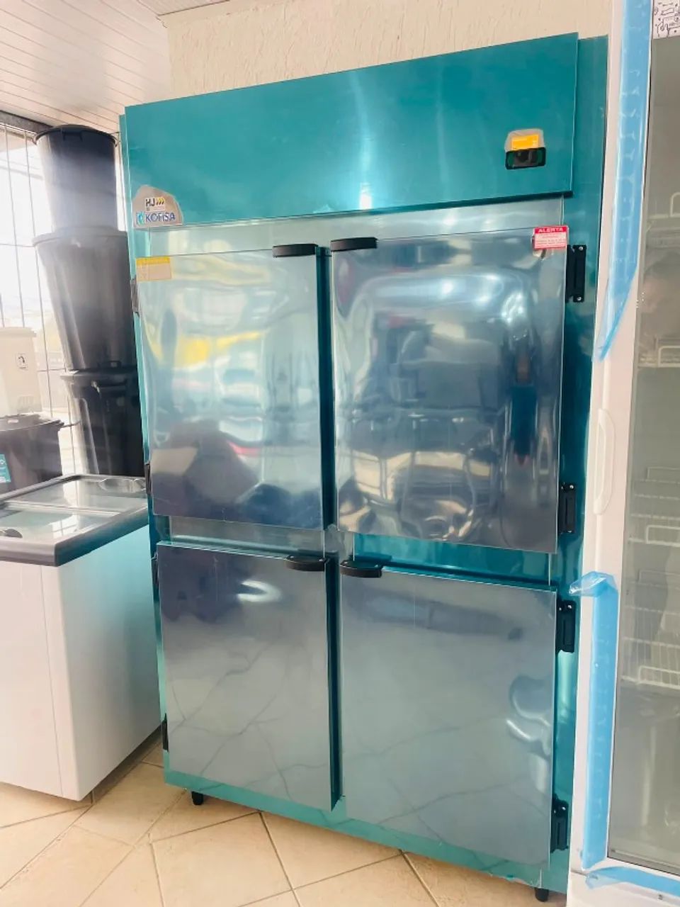 MB REFRIGERADOR MINI CAMARA 4 PORTAS - KOFISA