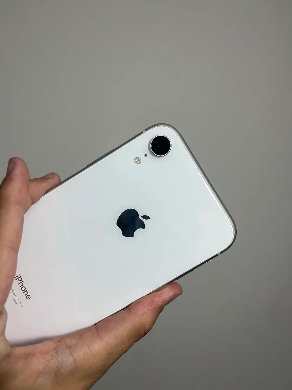 iPhone XR branco - 64gb - todo original  - Foto 3