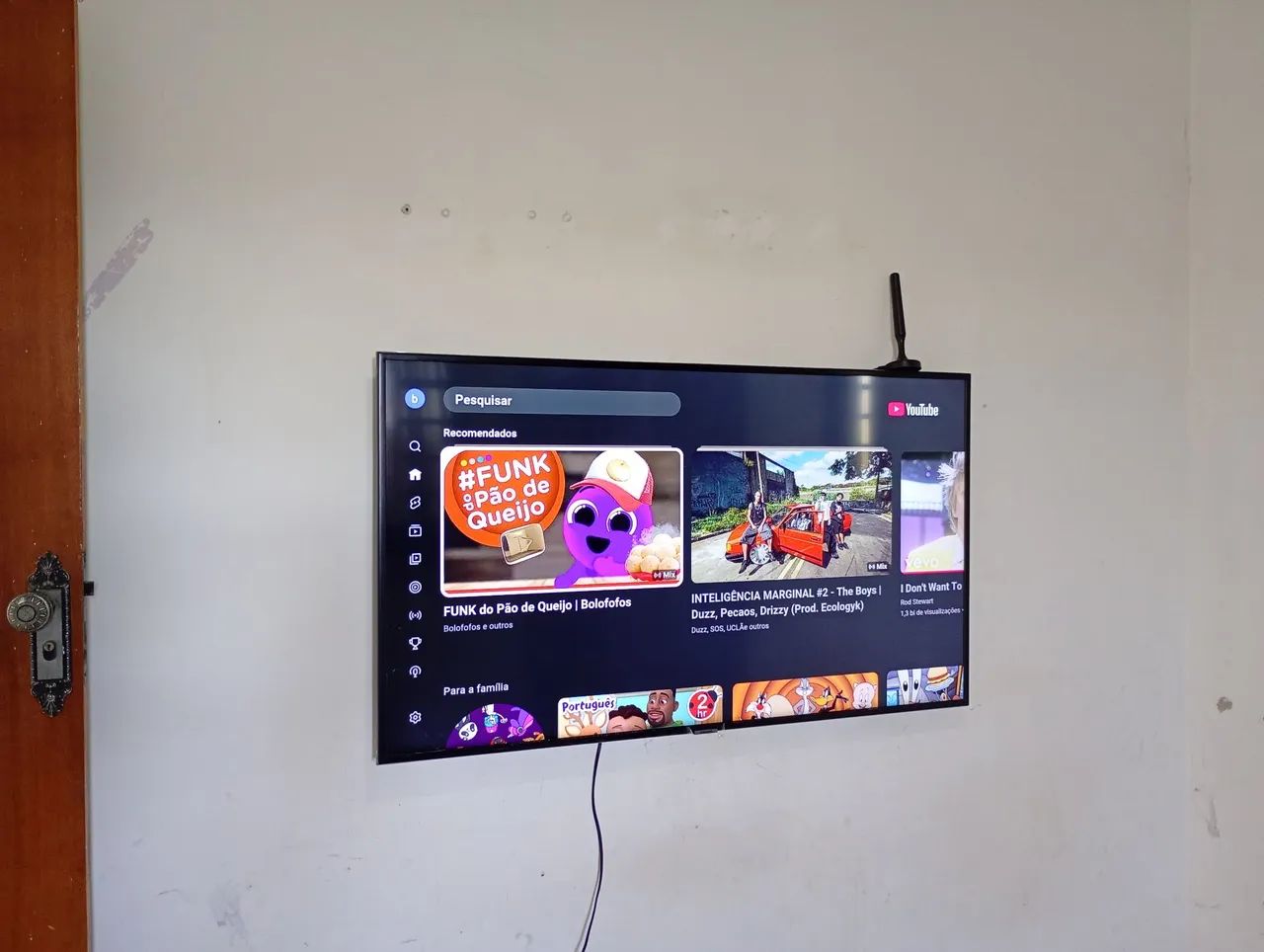 Tv smart 4k Samsung Crystal 50 polegadas tá com os plásticos novinha! - Foto 2