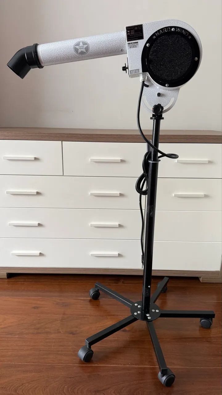 Secador Hard Wind 2400W - 110v NOVO - Foto 3