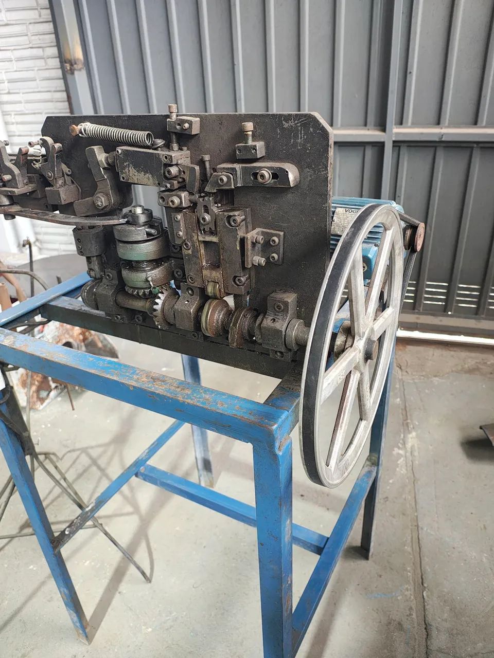 Vendo excelente máquina de cortar pinos  - Foto 3