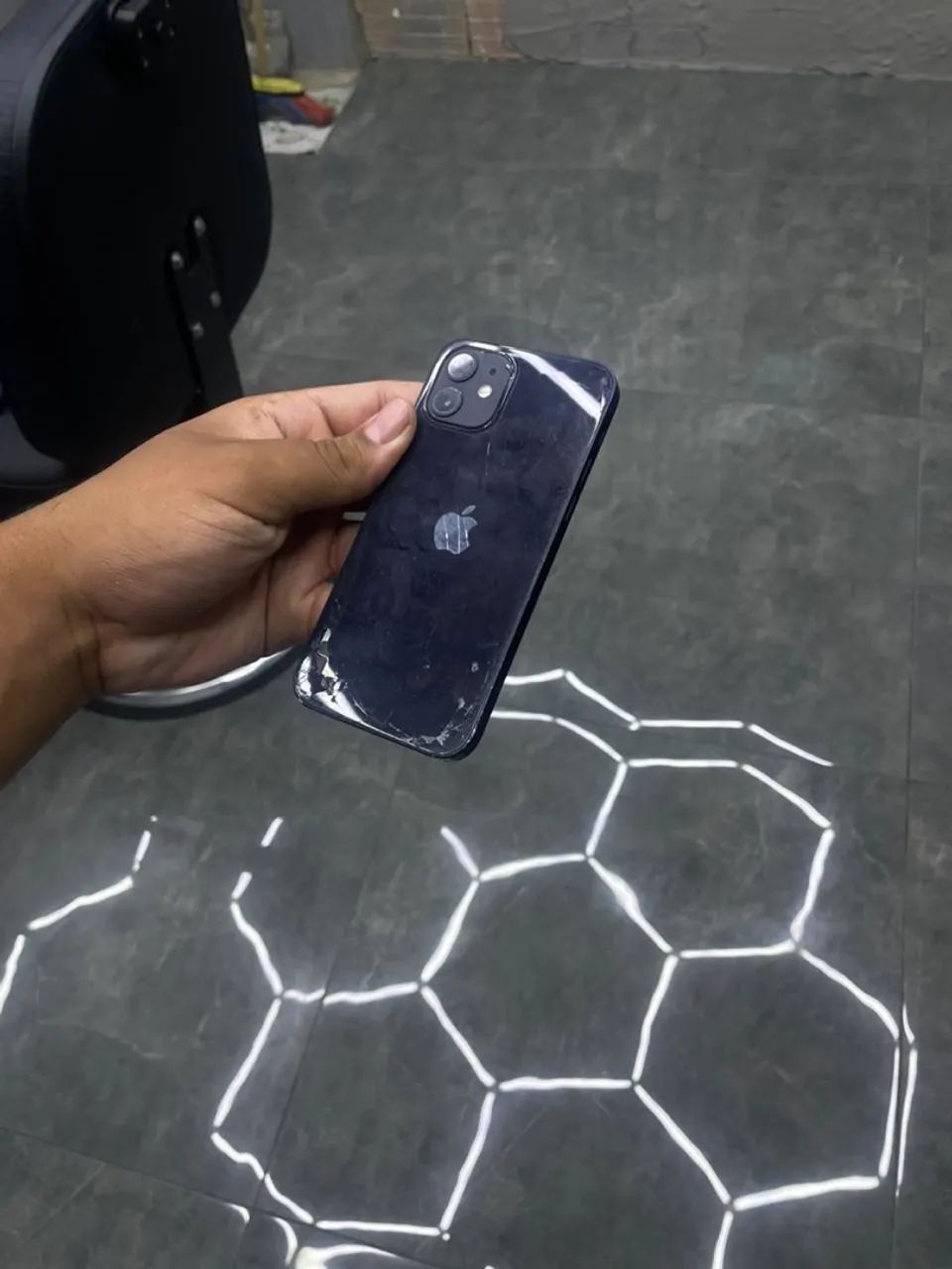 vende-se iphone 12 tudo original  - Foto 5