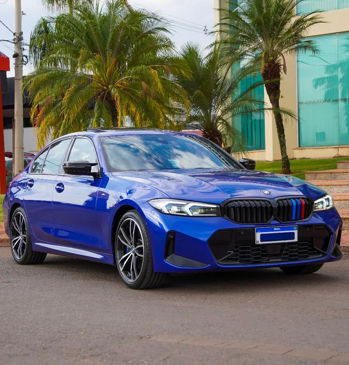 BMW 320I A 2.0 TB M Sport Activeflex 16V 4P 2024
