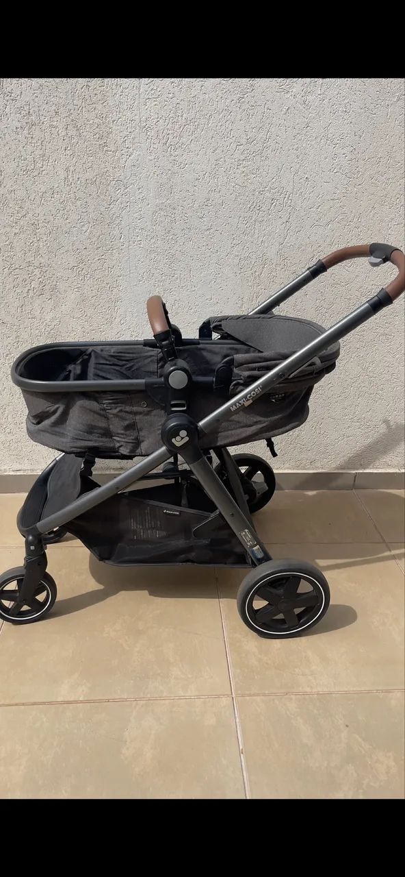 Carrinho Bebê + bebê conforto MÁXI COSI