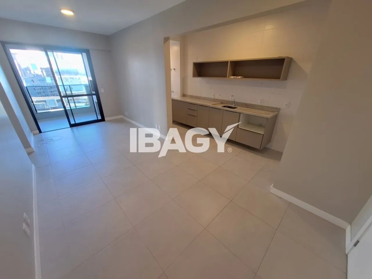 Excelente Apartamento 2 dormitório(s) em Centro - Florianópolis - Foto 3