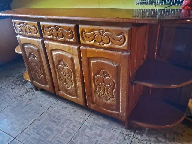 armario de quarto em madeira maciça 